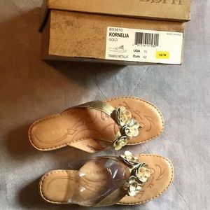Born sandals size 10